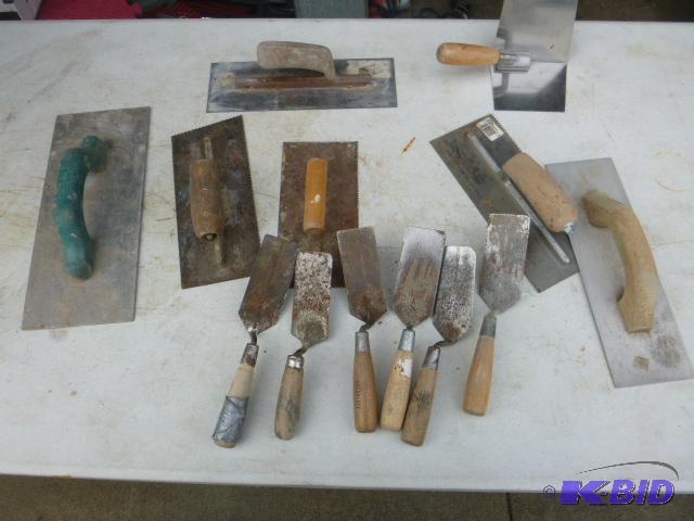 lot 197 image: Miscellaneous Trowels...