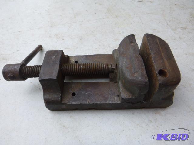 lot 210 image: Drill Press Vise...