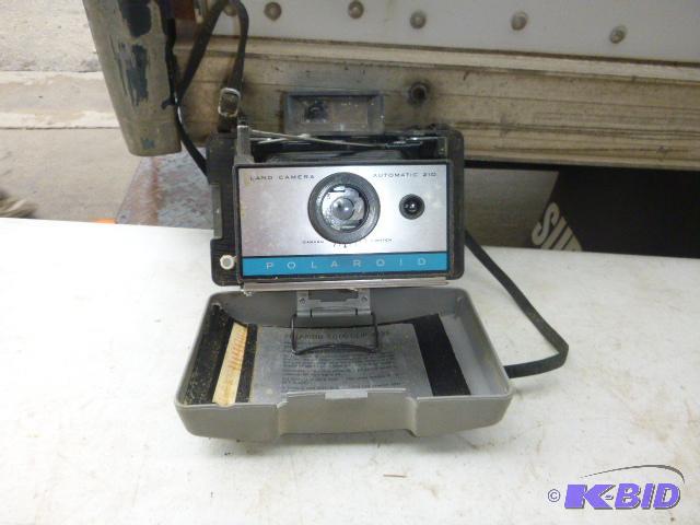 lot 213 image: Polaroid 210 Camera...