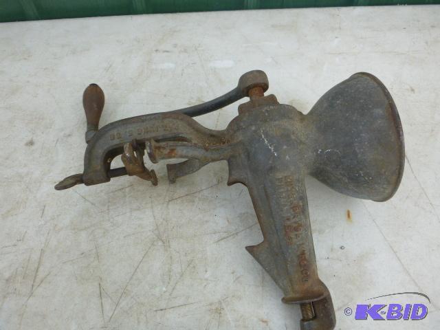 lot 22 image: Enterprise Flour Grinder #34...