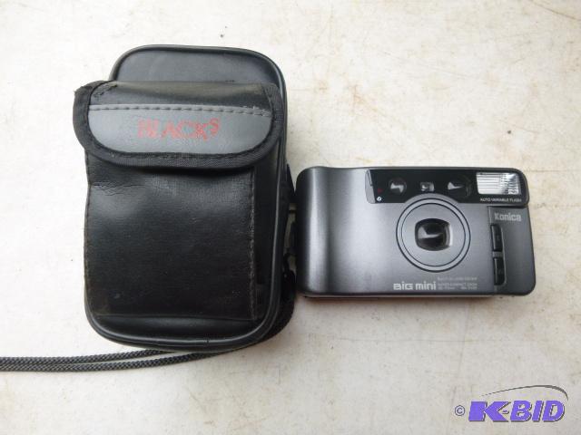 lot 230 image: Konica&nbspBig Mini 35mm&nbspCamera with Ca...