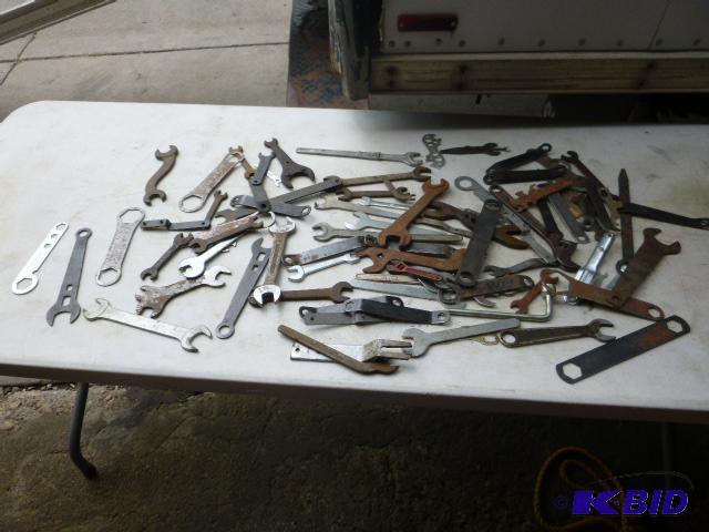 lot 236 image: Lot of Miscellaneous Wrenches...