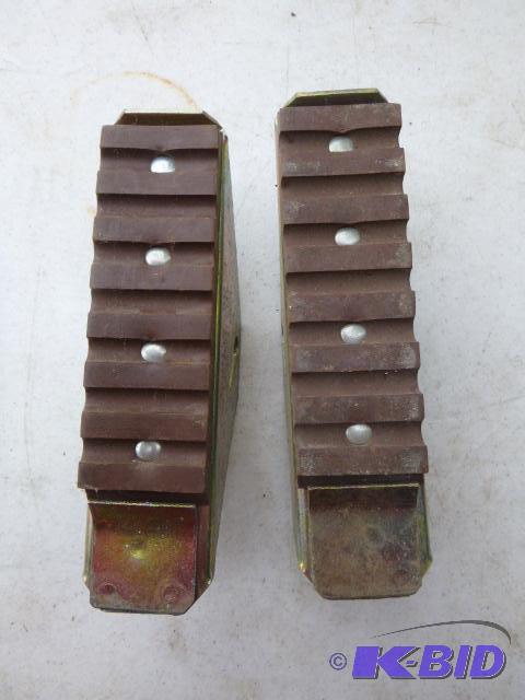 lot 238 image: 2 Ladder Feet - 5"...
