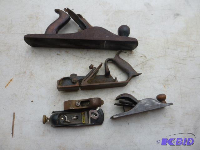 lot 253 image: 5 Planes...
