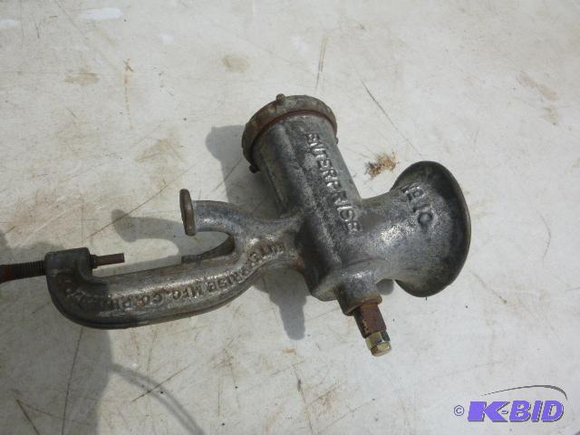 lot 26 image: Enterprise Grinder No. 10 Missing handle....