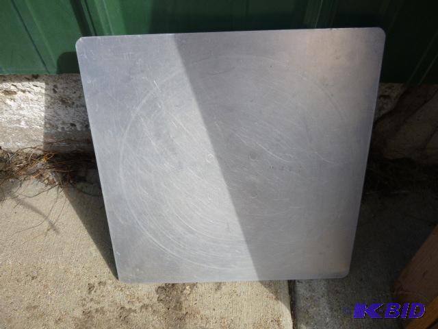 lot 301 image: Mud Tray...