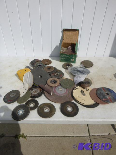 lot 314 image: Miscellaneous Sanding and Grinding Disks...