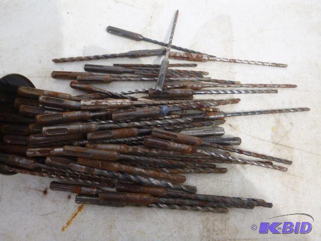 lot 317 image: Lot of Concrete Bits...