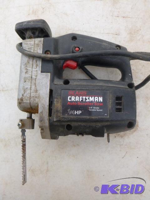 lot 335 image: Craftsman 14 HP Jigsaw Missing base - runs....