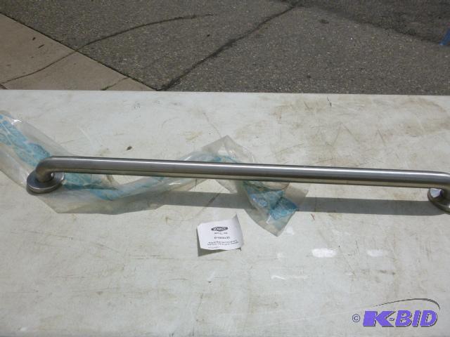 lot 35 image: Bobrick Handicap Bar Model #B-6806x36 - 36&qu...