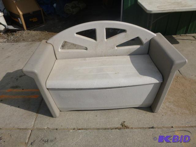 lot 5 image: Plastic Patio Storage Bench 53" wide....
