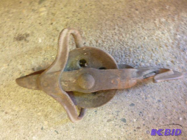 lot 74 image: Vintage Pulley ...