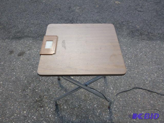 lot 93 image: Projector Stand...