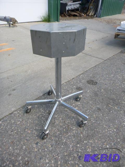 lot 97 image: Shop Stool on Casters 27"...
