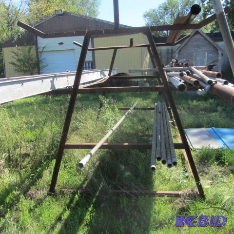 Metal Pipe Rack