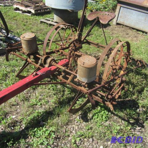 John Deere 2-Row Planter