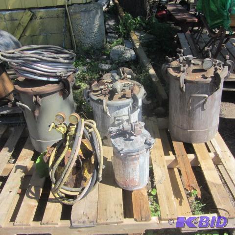 Pressure Pots, Painting