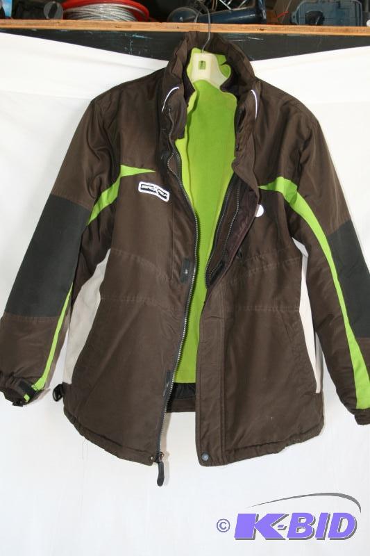 Boys Large 1416, 2 piece winter jacket, 2 zi...