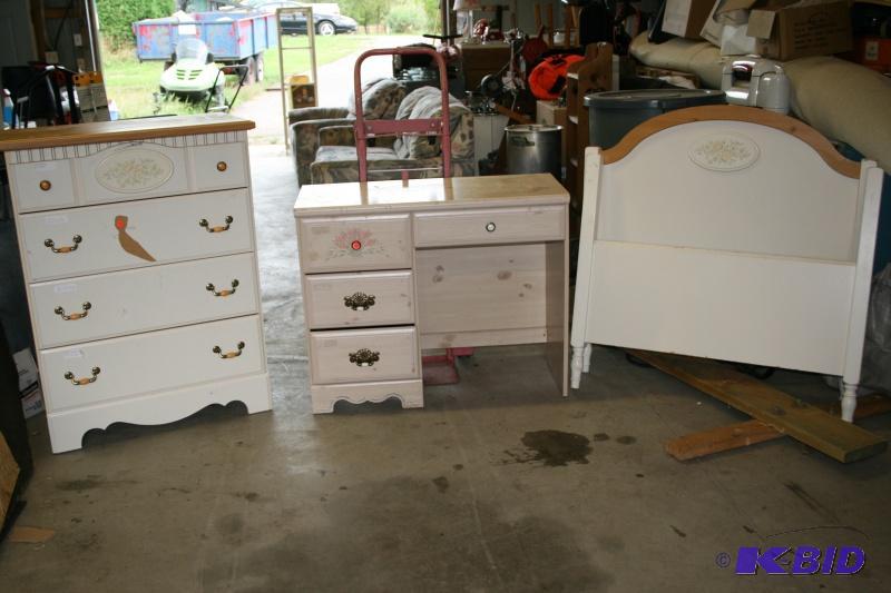 Dresser - &nbsp32&quot L x 41&quot T x 16&...