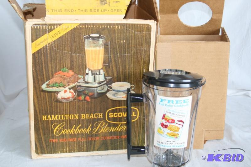 Old blender, still in box, never been used, c...