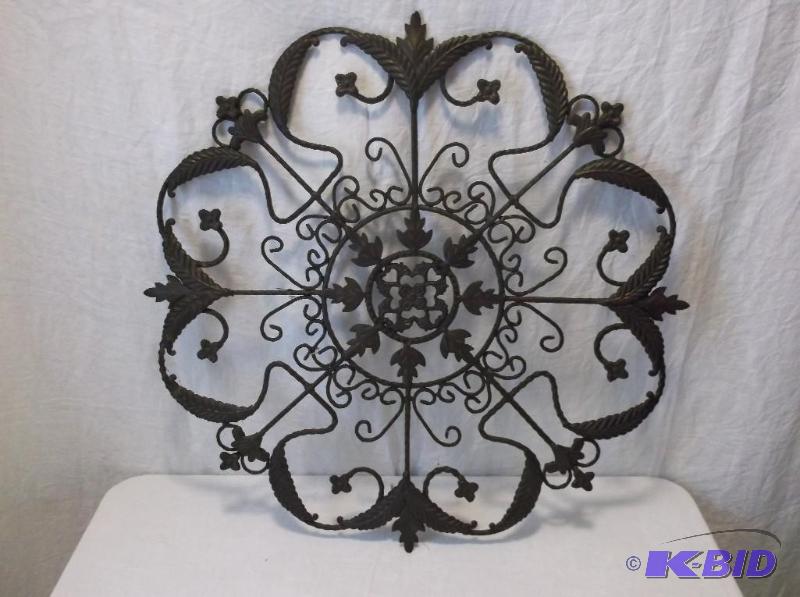 lot 33 image: Beautiful rod iron wall hanging measuring 25 ...