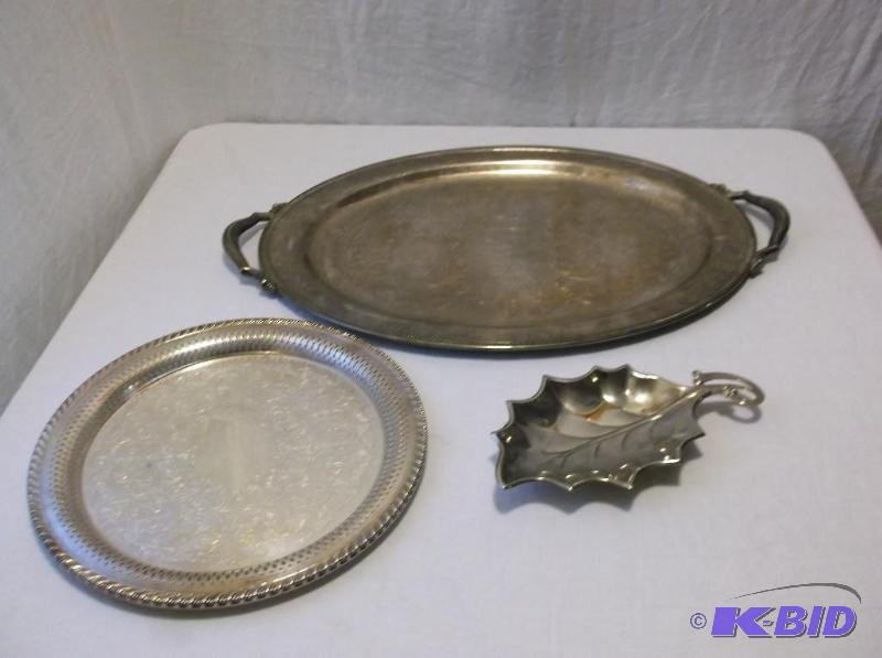lot 40 image: Lot with silver plated items appear in good u...