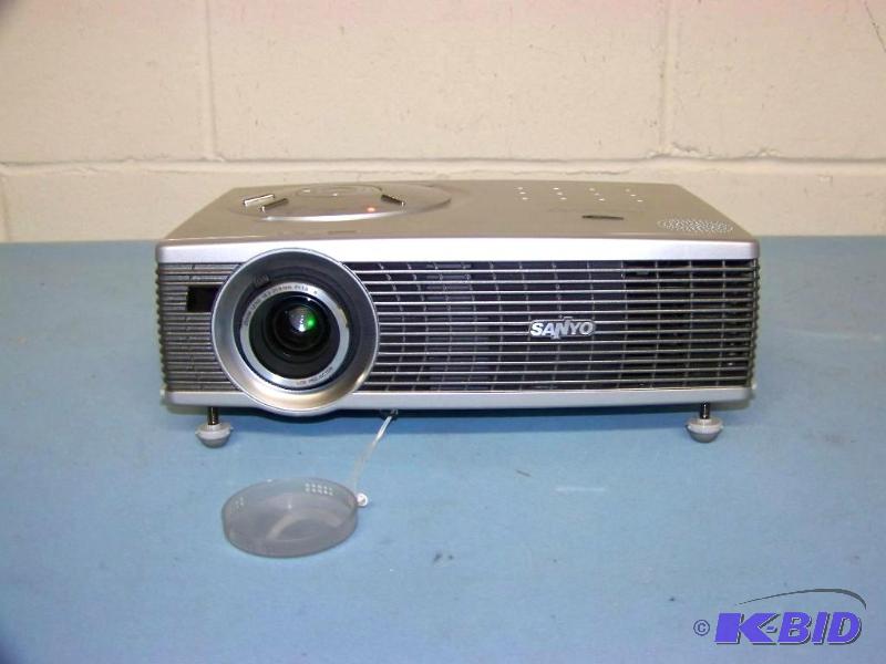 lot 15 image: Sanyo, PLC-SW35, LCD Projector