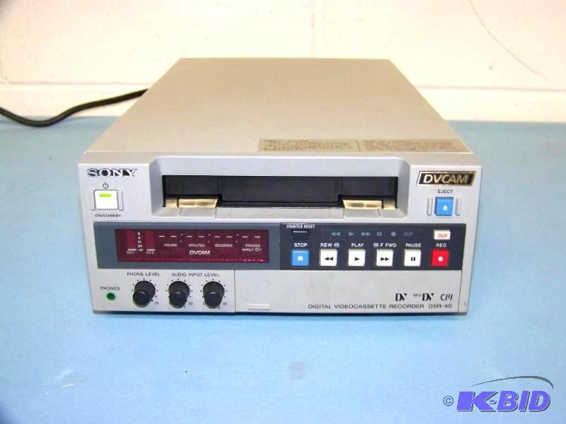 lot 21 image: Sony, Professional, Digital VideoCassette Recorder