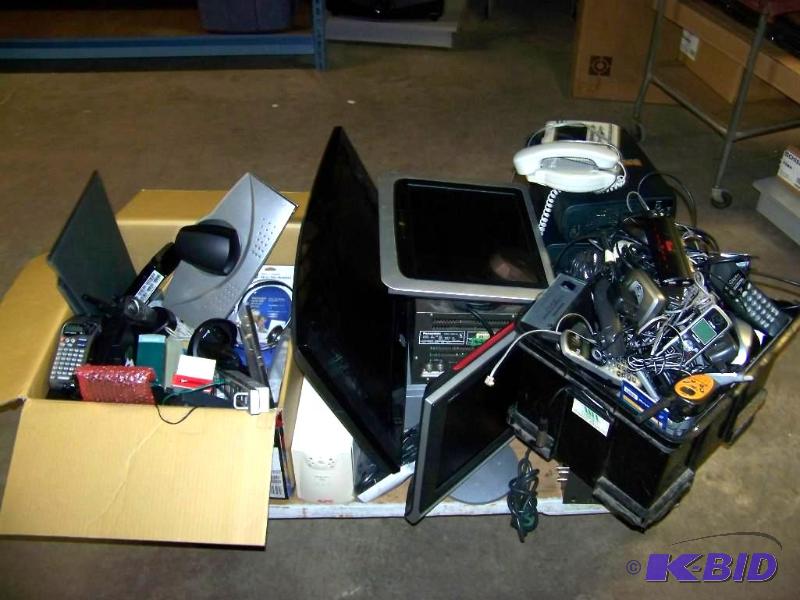 lot 94 image: PARTS  REPAIR lot