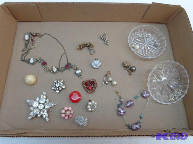 lot 116 image: Assorted Screw Ear Rings, Pins and Necklace...