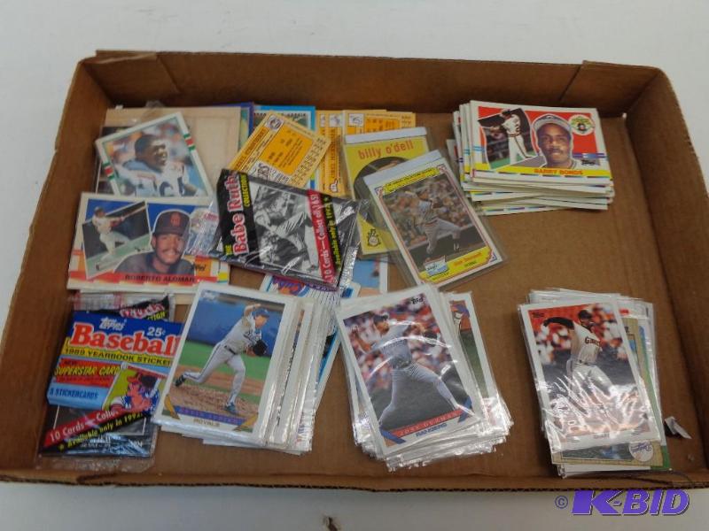 lot 149 image: Various selections of baseball cards Topps ca...