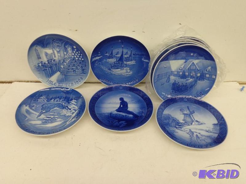 lot 175 image: Denmark Blue on White Plates Royal Copenhagen...