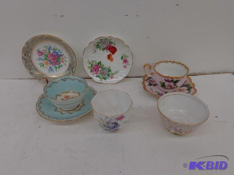 lot 229 image: Various Selection Of Tea Cups and Saucers Sau...