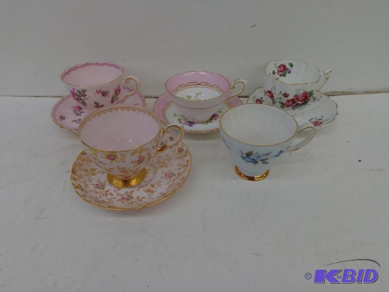 lot 231 image: Various Antique Tea Cups and Saucers 2 Sets o...