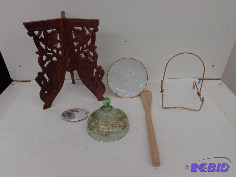 lot 237 image: Lot Of Miscellaneous Items Various Styles of ...