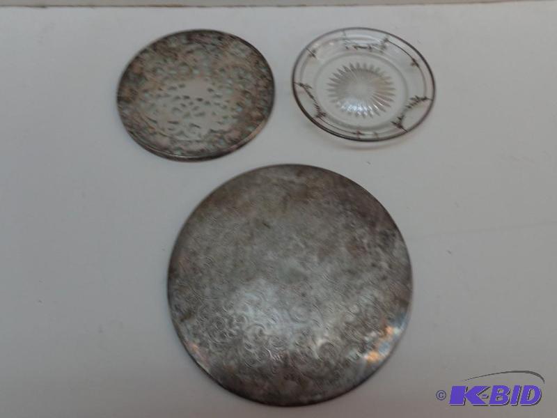 lot 29 image: Sterling Silver Round Trivet Coasters Quantit...
