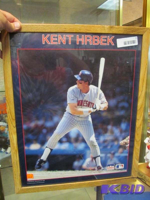 1988 MN Twins Kent Hrbeck framed 16x20 picture