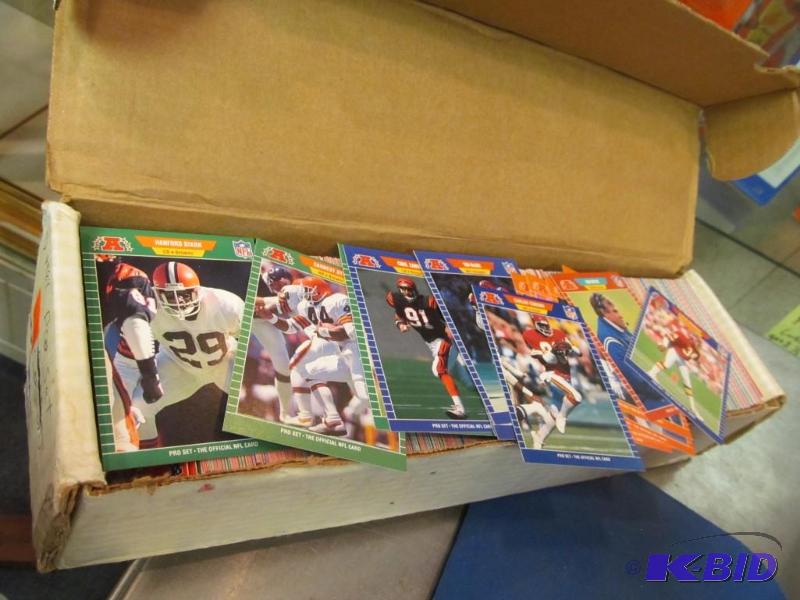 Box of 1989 NFL Pro Set Trading Cards