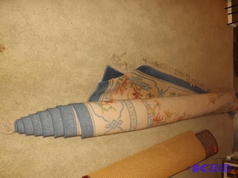 Rug