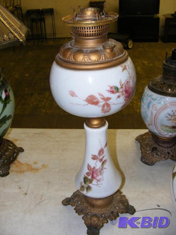 Vintage Oil Lamp, no top shade or chimney...