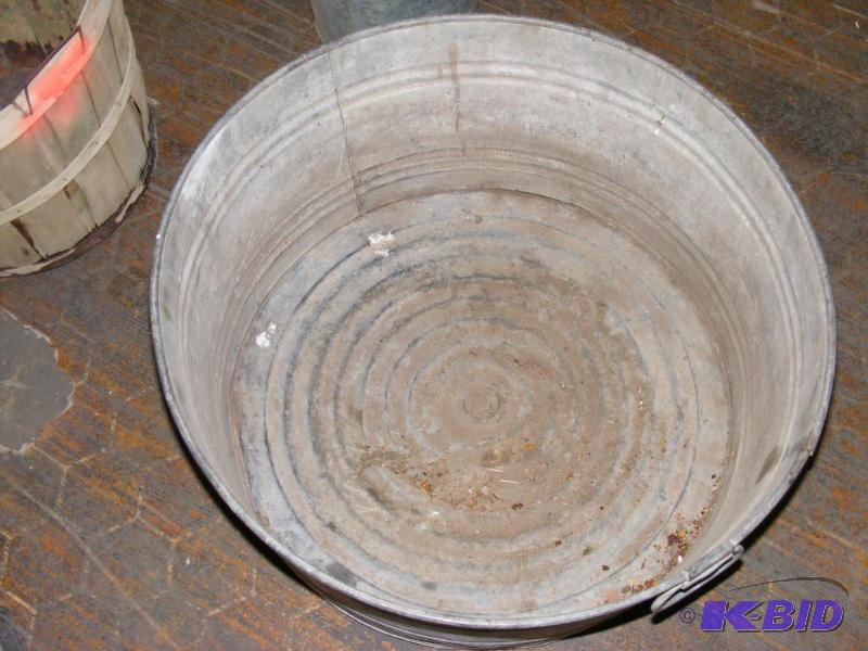 Old Round Laundry Tub...