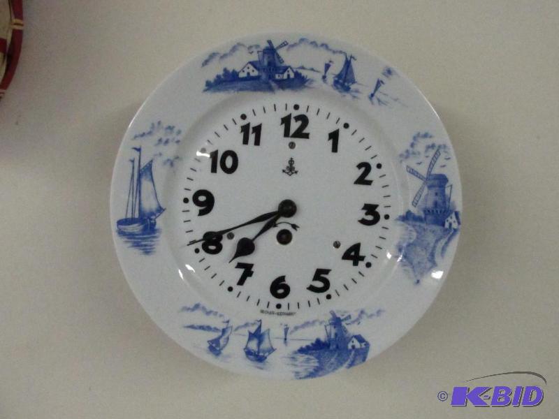 lot 1 image: Gustav Becker AntiquesVintage German Made Clock - Excellent Condition