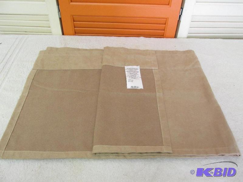 lot 103 image: Faux Suede Valance