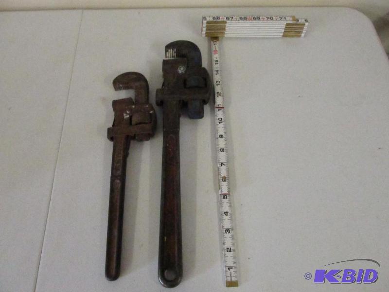 lot 27 image: 2 Big Pipe Wrenches