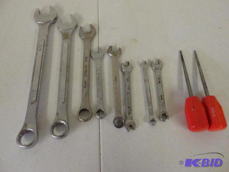lot 29 image: Wrenches and 2 awls