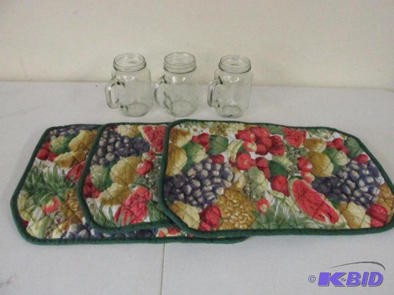 lot 44 image: 3 Placemats and 3 Glass Jars with Handles