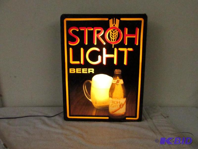 lot 5 image: STROH LIGHT Beer Sign - excellent condition