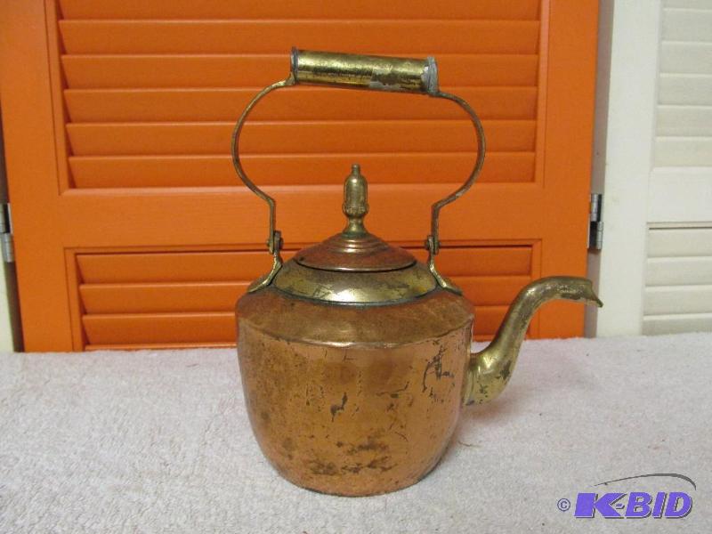 lot 51 image: Vintage Copper Tea Pot