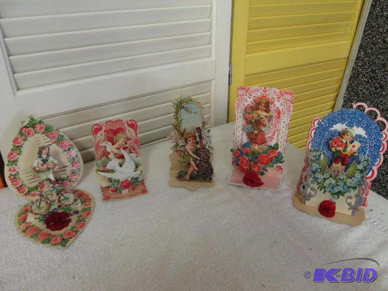 lot 75 image: Made in Germay - Beautiful Valentines