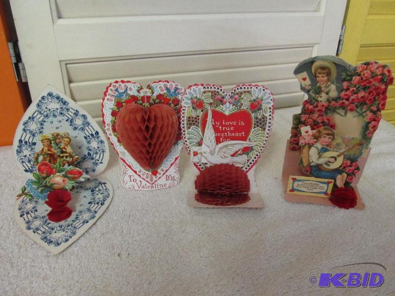 lot 78 image: From 1930 - Beautiful Vintage, Antique, Valentine Cards